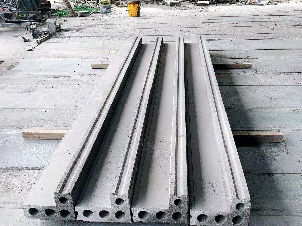 L şeklinde beton duvar ekstrüderi