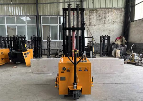 WALL PANEL LIFTING MACHINE