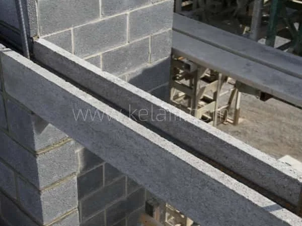 Lintel for the door